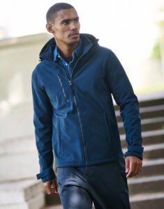 Venturer 3-Layer Hooded Softshell Jacket — Regatta Professional