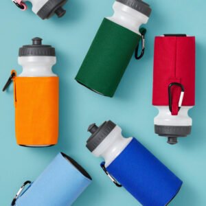 Botella con funda
